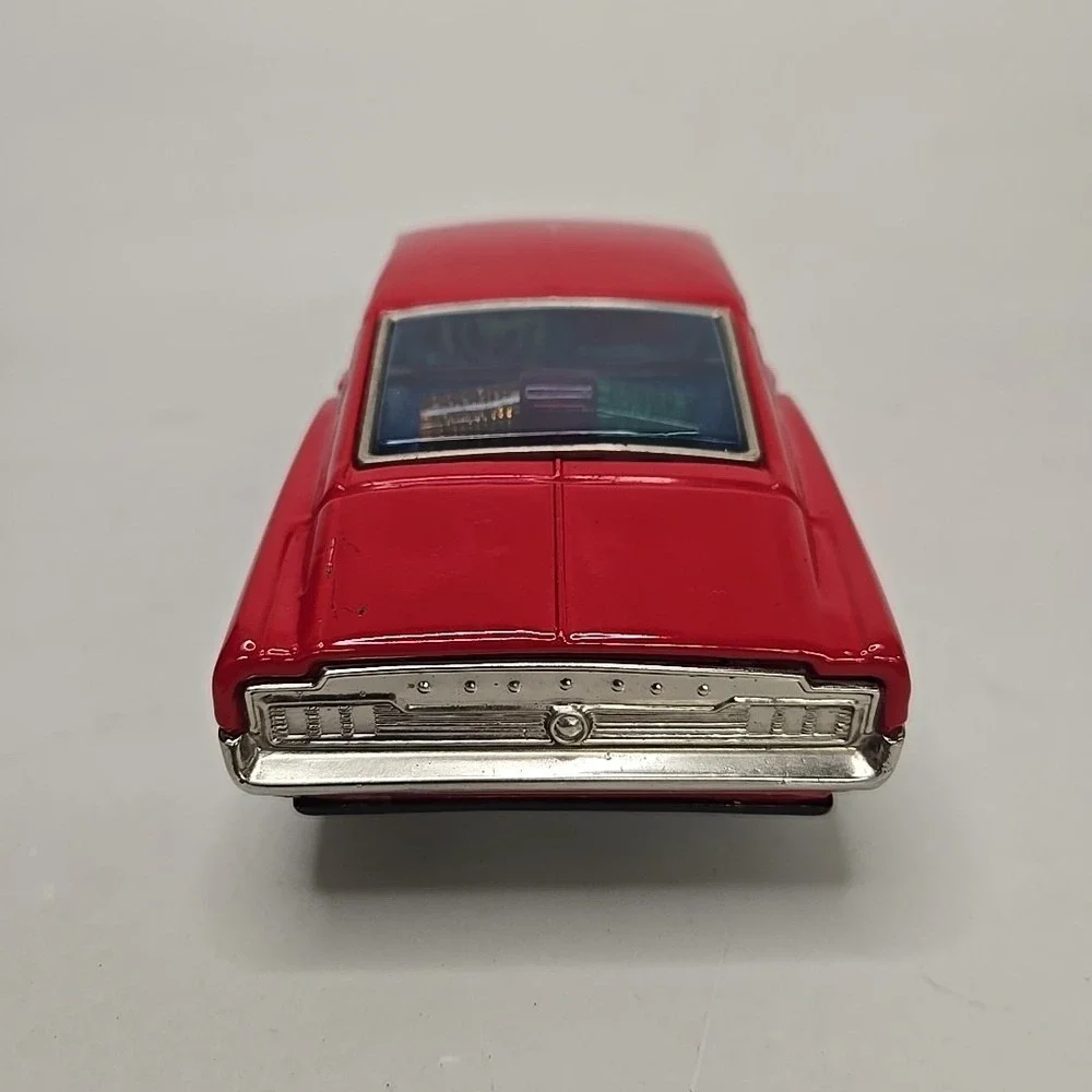 VINTAGE JAPAN TAIYO BUMP' N GO TIN FORD‎ MUSTANG BATTERY OP WORKS